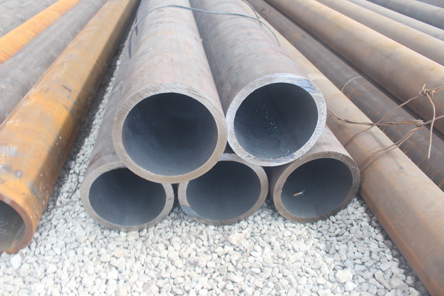 哈密大口径壁厚无缝钢管