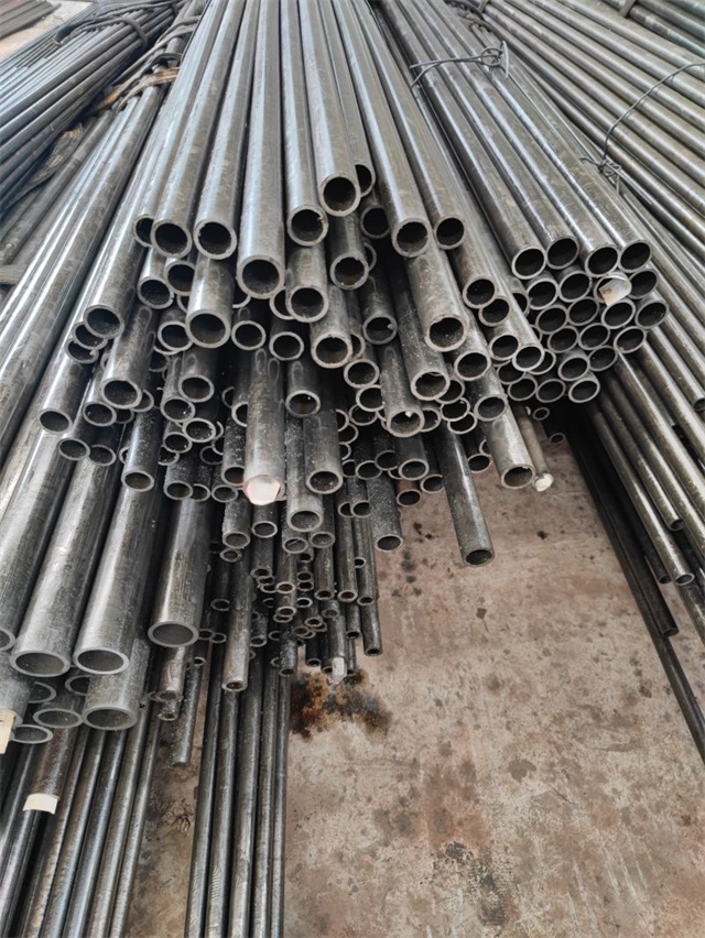 哈密16mn精密无缝钢管