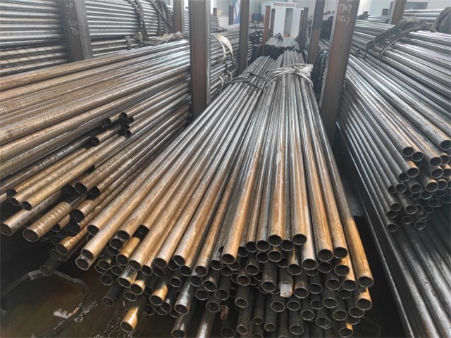 哈密35CrMo精密无缝钢管